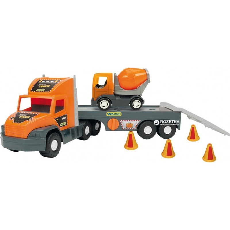 Голям камион играчка с ремарке и малък бетоновоз
